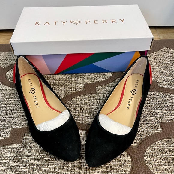 Authentic Katy Perry’s Hot Lips 👄 Flats - Picture 3 of 4